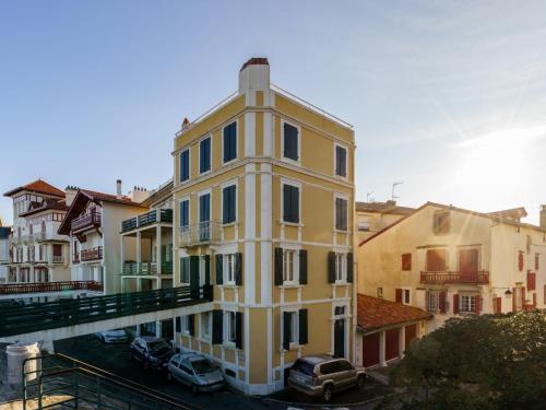 Apartment Villa La Concha-2 by Interhome