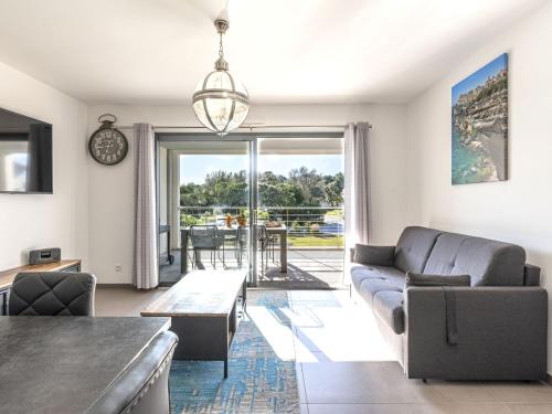 Apartment Domaine d'Arca G6 by Interhome