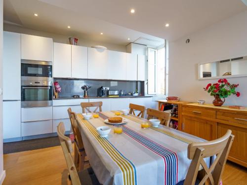 Apartment Villa La Concha-1 by Interhome photo 2
