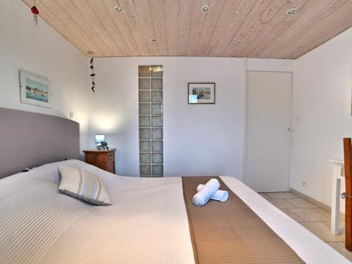 Postel nebo postele na pokoji v ubytování Holiday Home Douce Alouette by Interhome