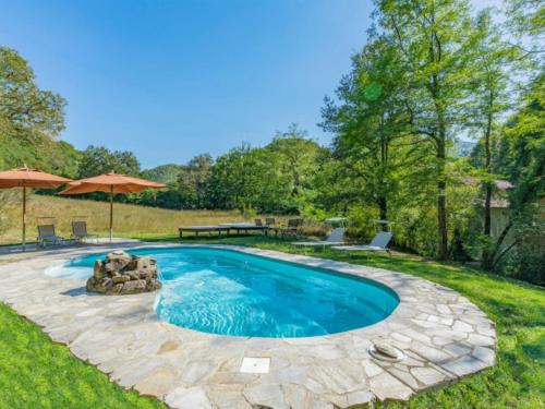 Bazén v ubytování Villa Il Poggio by Interhome nebo v jeho okolí