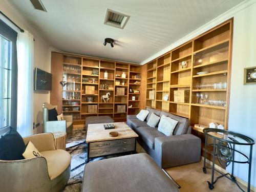 Urbe10 Plaza de Uncibay 3 Bedrooms apatment