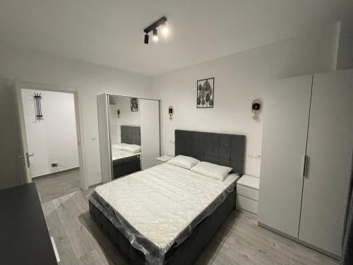 Легло или легла в стая в Nedelcu Luxury Apartment