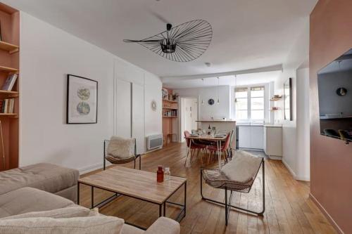 Louvre Montorgueuil Historical center 3BR II