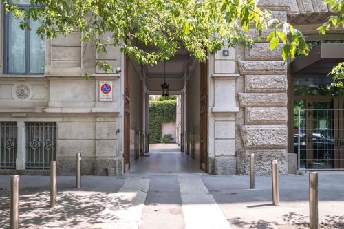 HACCA Collection - Arco della Pace