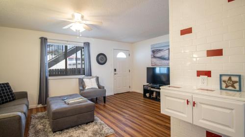 Oak Shores 166 – Photos 2