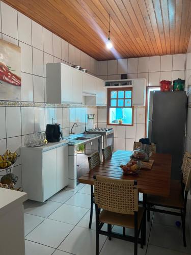 مطبخ أو مطبخ صغير في Casa Aconchego