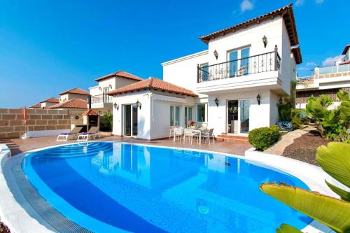 Villa Simona. Peaceful 3 Bedroom Villa.