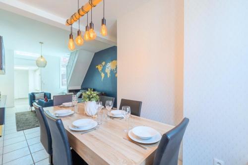 Foto 4 BR & 4 bathroom house close to Parc Barbieux 6