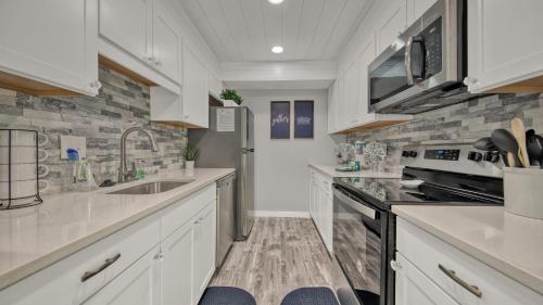 Southbay by the Gulf 72 a Remodeled Townhome With Private Beach Access only 75 Yards to the Beach photo 17