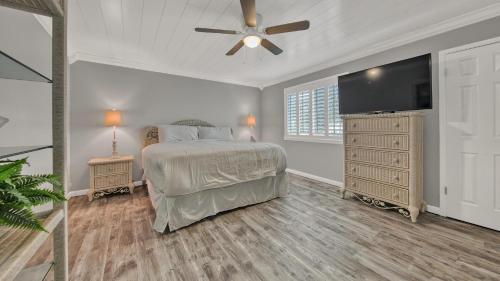 Southbay by the Gulf 72 a Remodeled Townhome With Private Beach Access only 75 Yards to the Beach photo 9