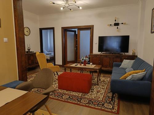 O zonă de relaxare la City centre stylish apartament with private backyard