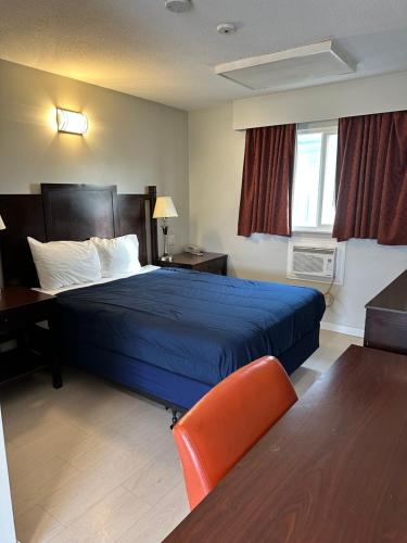 Postel nebo postele na pokoji v ubytování Travelodge by Wyndham Langley