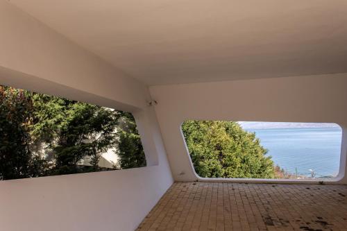 Un paisaje natural cerca de la villa