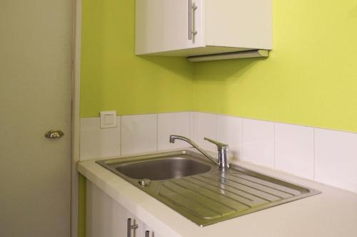 Colorful 1BR in Beaugrenelle - 5min to Metro