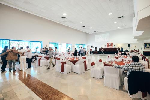 Εστιατόριο ή άλλο μέρος για φαγητό στο Hotel del Prado