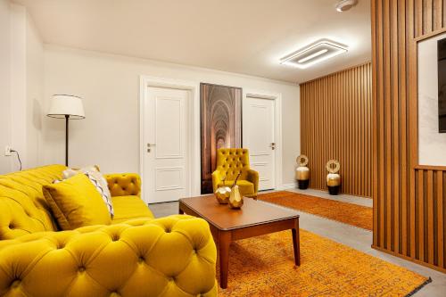 Μια τηλεόραση ή/και κέντρο ψυχαγωγίας στο Bellavia Deluxe Apart