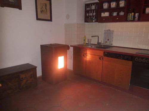 Dapur atau dapur kecil di Rustico di Angelo