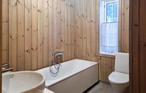 Koupelna v ubytování Flott Feriehus - Tjørhom