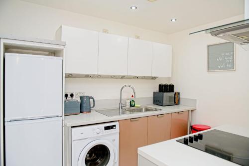 Inners City Apartments -On Suites photo 44