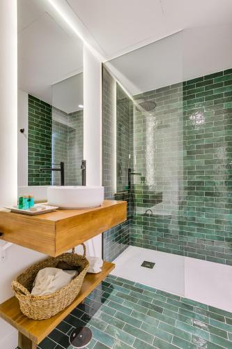 Un baño de Palacio de Bobadilla Suites
