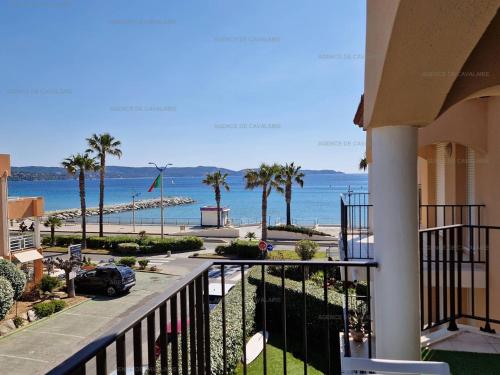 Beau T2 en front de mer avec clim, parking, animaux admis - FR-1-100-327