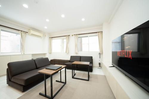 Μια τηλεόραση ή/και κέντρο ψυχαγωγίας στο world inn Susukino