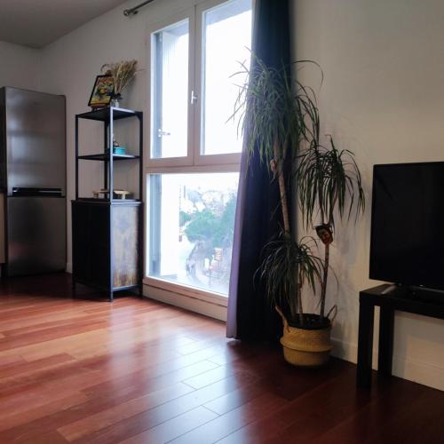 Gagny hyper centre, proche RER, Grand studio tout équipé