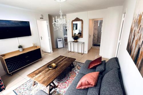 Appartement 3 chambres + parking à Lyon 7