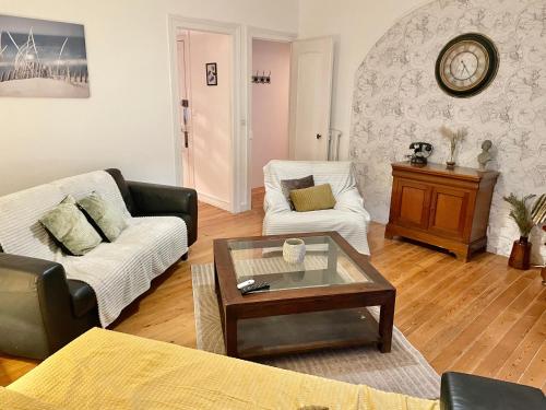 Χώρος καθιστικού στο Ty Sarah Lomener Beach appartement