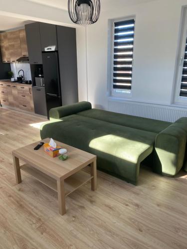 TTT House Pitesti的休息区