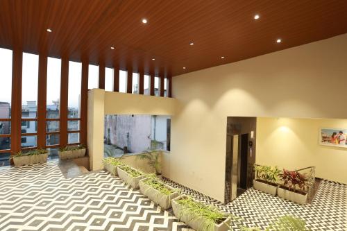Hotel Taviral Regencyにあるテレビまたはエンターテインメントセンター