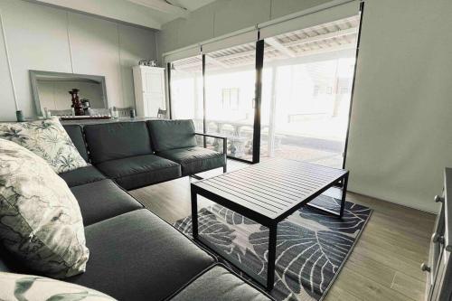 Χώρος καθιστικού στο The Perfect Hartenbos Holiday Home