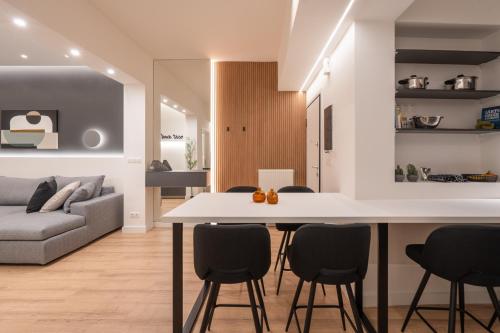 Exclusive and Deluxe Apartment in Athens City