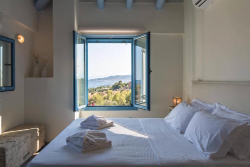 Ένα ή περισσότερα κρεβάτια σε δωμάτιο στο Villa Azure
