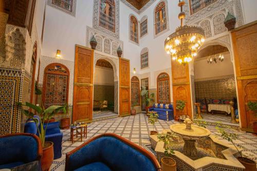 Un lugar para sentarse en Riad Fes Iline