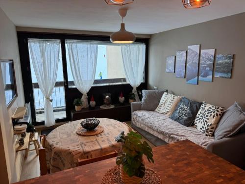 Studio Les Chalmettes 4 Personnes au pied des Pistes Wifi - Balcon - Parking