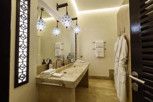 Un baño de Palais Anthea Boutique Hotel & Spa
