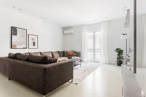Contemporary Bliss 2BR Apartment in Athens by UPSTREET