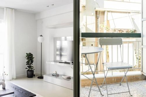 Contemporary Bliss 2BR Apartment in Athens by UPSTREET