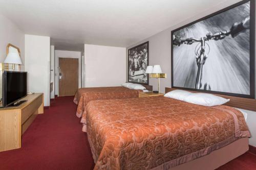 Super 8 by Wyndham Fruita – Photos 5
