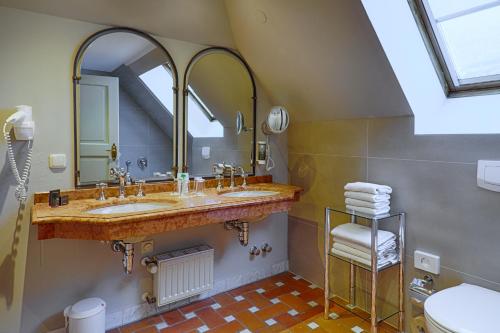 Bilik mandi di Meeressterne Hotel Forsthaus Damerow