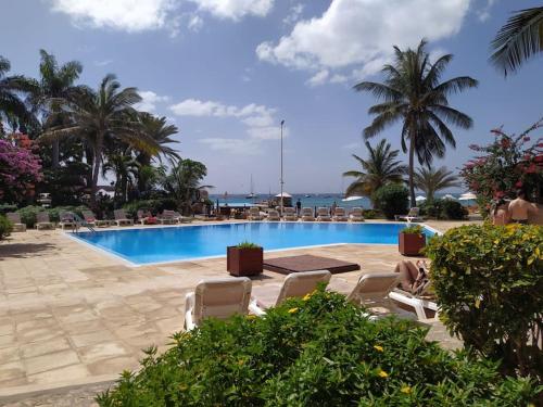 Πισίνα στο ή κοντά στο Apartament in Porto Antigo 2 - Santa Maria