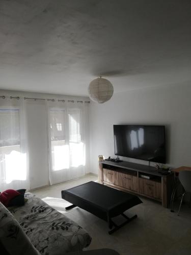 Photo de la galerie de l'établissement Charmant appartement, à Fréjus