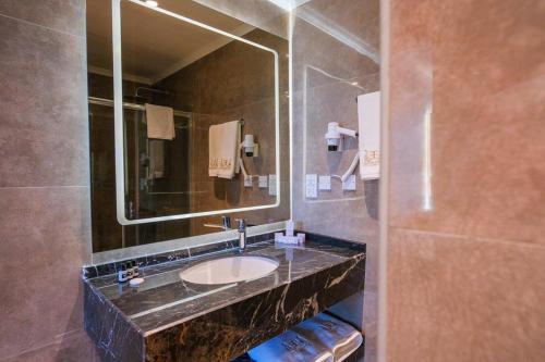 Koupelna v ubytování Ekor Elegance Hotel