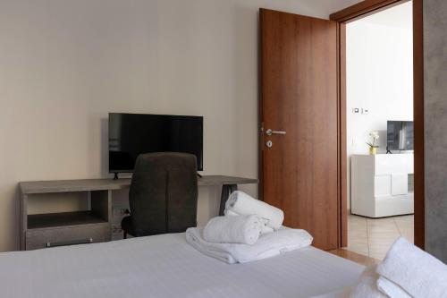 Angelico Modern Living