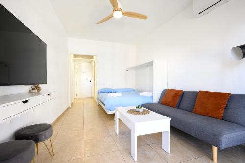 Estudio Alhambra Beach I