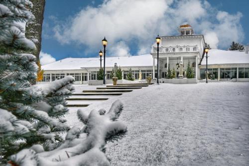 Four Seasons Island Resort – Photos 3