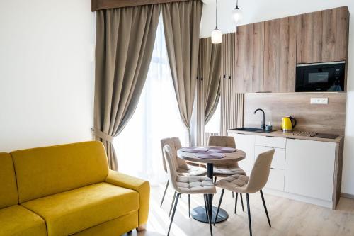 Kuchyň nebo kuchyňský kout v ubytování Apartmány Hájenka Oravice