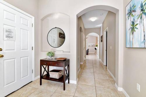 Lakeview Luxury Oasis photo 13